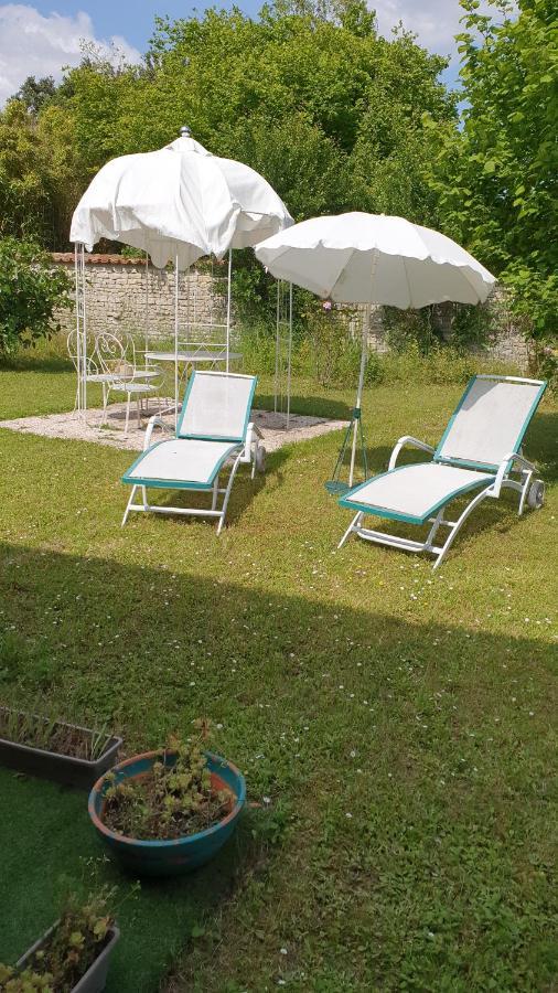 Chez Martine Apartment Hanc Exterior foto