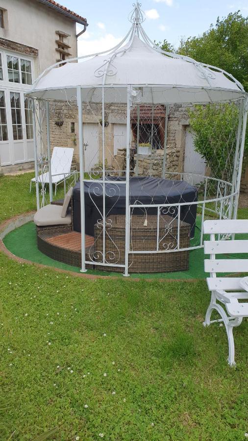Chez Martine Apartment Hanc Exterior foto